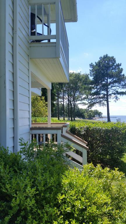 Wades Point On The Bay Bed & Breakfast 2*
